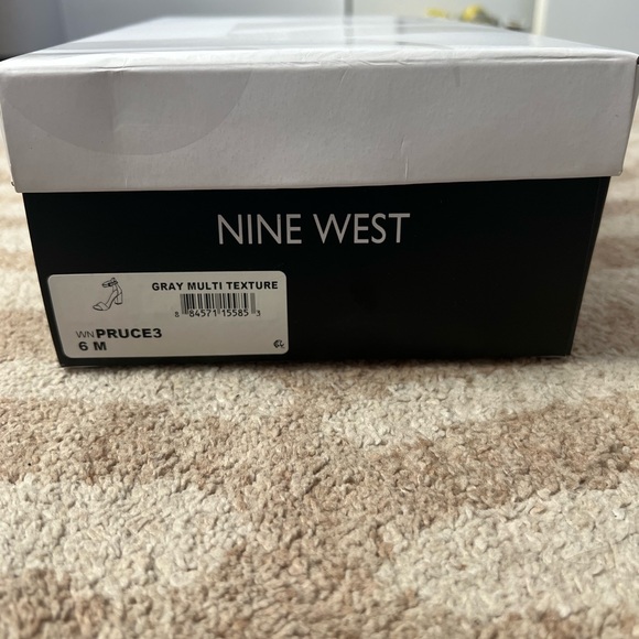 New in Box Spruce Sandals - Picture 5 of 5